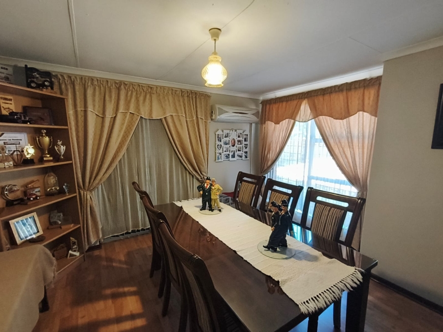 3 Bedroom Property for Sale in Mooinooi North West